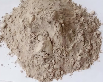 华池引气剂特点 引气剂在混凝土中的应用 引气剂使用注意事项